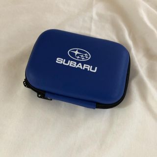 SUBARUロゴ入り 小物ケース(車内アクセサリ)