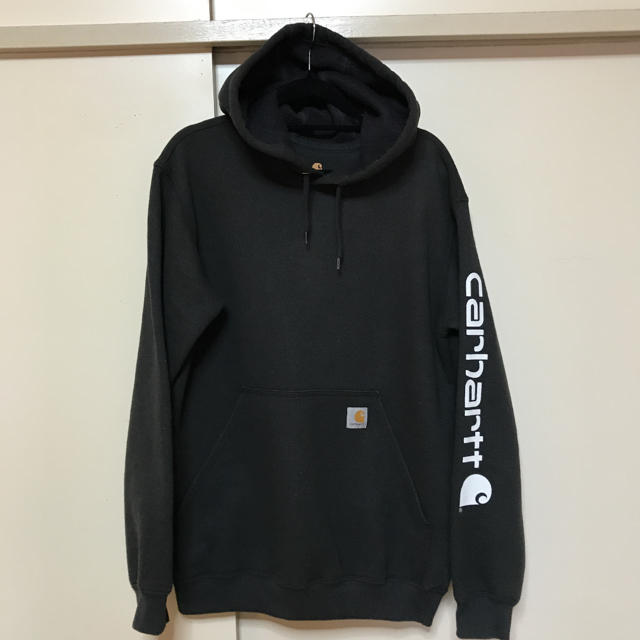 carhartt(カーハート)のカーハート 袖ロゴ パーカー 黒 S スウェット トレーナー メンズのトップス(パーカー)の商品写真