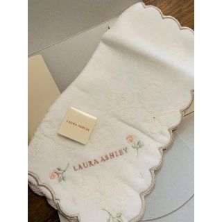 ローラアシュレイ(LAURA ASHLEY)のLAURAASHLEY ハンドタオル(ハンカチ)