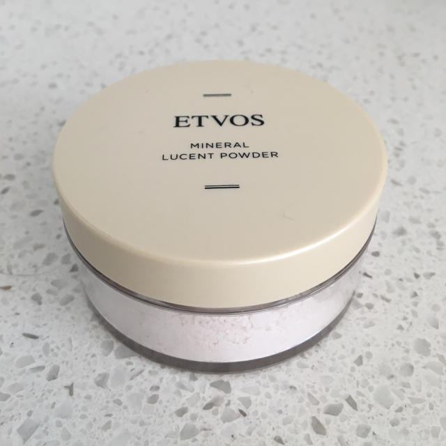 ETVOS(エトヴォス)のETVOSミネラルルーセントパウダー コスメ/美容のベースメイク/化粧品(フェイスパウダー)の商品写真