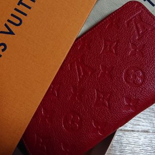 ルイヴィトン(LOUIS VUITTON)のいくみ様専用です！Louis Vuitton ジッピーウォレット アンプラント(財布)