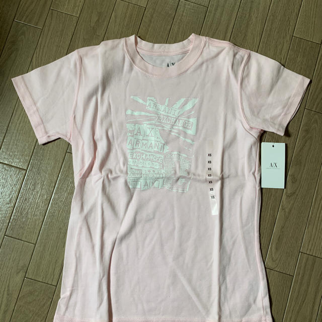 ARMANI EXCHANGE(アルマーニエクスチェンジ)の未使用 ARMANIEXCHANGE  レディースTシャツ (USサイズ) レディースのトップス(Tシャツ(半袖/袖なし))の商品写真