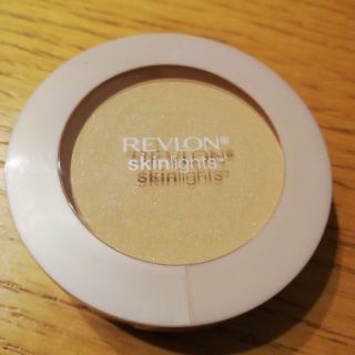 レブロン(REVLON)のレブロンスキンライトプレストパウダー 101(フェイスパウダー)