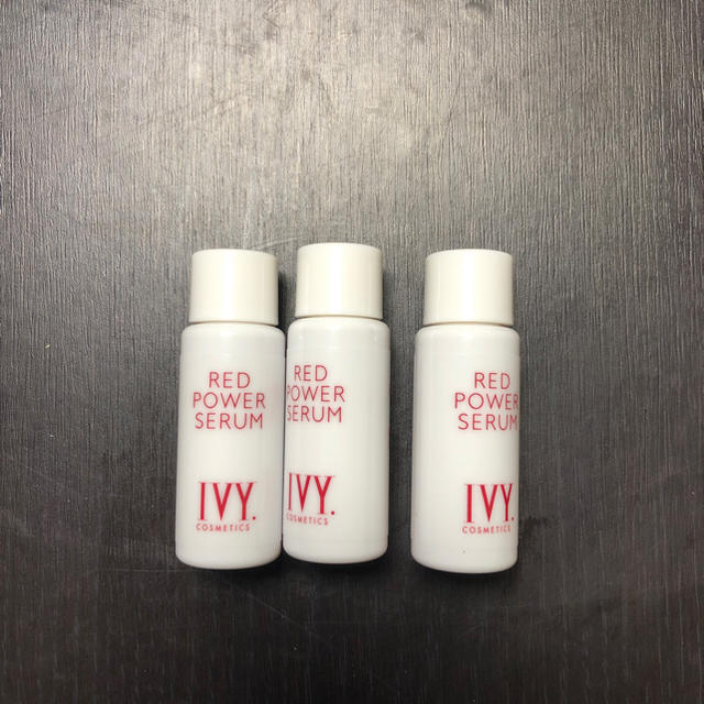 room IVY(ルームアイヴィー)のレッドパワーセラム コスメ/美容のスキンケア/基礎化粧品(ブースター/導入液)の商品写真