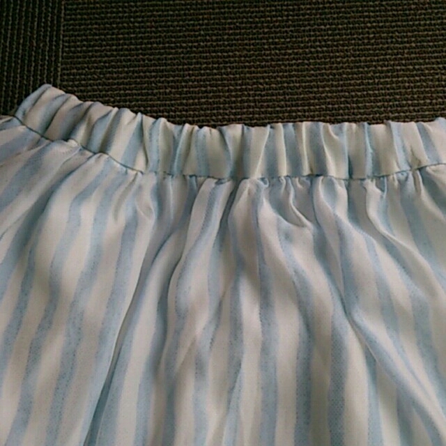 w closet(ダブルクローゼット)のw closetストライプスカート レディースのスカート(ひざ丈スカート)の商品写真