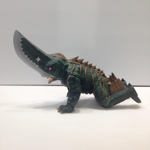 ロケットプロ メガフィギュアシリーズ 大悪獣ギロン エンタメ/ホビーのフィギュア(特撮)の商品写真