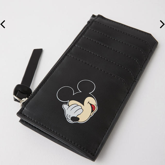 Disney(ディズニー)のmoussy ミッキーパスケース レディースのファッション小物(財布)の商品写真