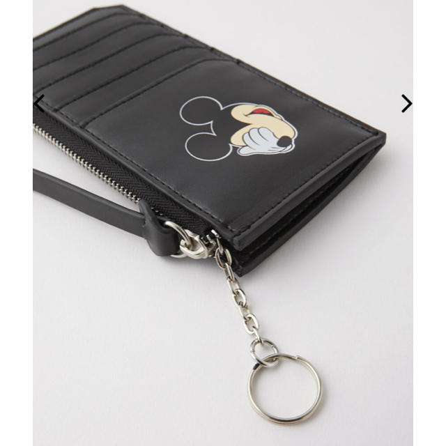 Disney(ディズニー)のmoussy ミッキーパスケース レディースのファッション小物(財布)の商品写真