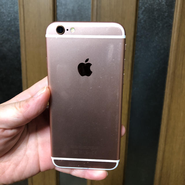 iPhone(アイフォーン)のiPhone6S 128GB ピンクゴールド値下げ スマホ/家電/カメラのスマートフォン/携帯電話(スマートフォン本体)の商品写真