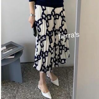 2ページ目 - ナルシス ドットの通販 100点以上 | Narcissusを買うなら ... import❁︎チェーン柄 プリーツ ミディアム スカート 入手困難