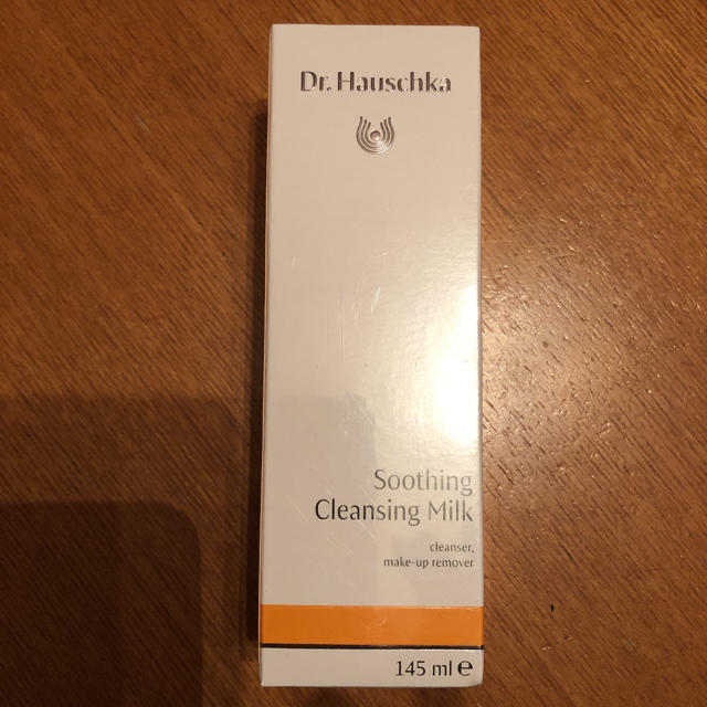 Dr.Hauschka(ドクターハウシュカ)の期限切れ 新品未開封 ドクターハウシュカ クレンジングミルク コスメ/美容のスキンケア/基礎化粧品(クレンジング/メイク落とし)の商品写真