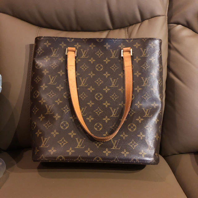 LOUIS VUITTON トートバッグ