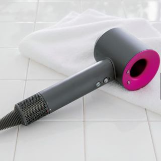 ダイソン(Dyson)のダイソンドライヤー(ドライヤー)