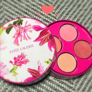 エスティローダー(Estee Lauder)のESTEE LAUDER💐限定💓チークセット(チーク)