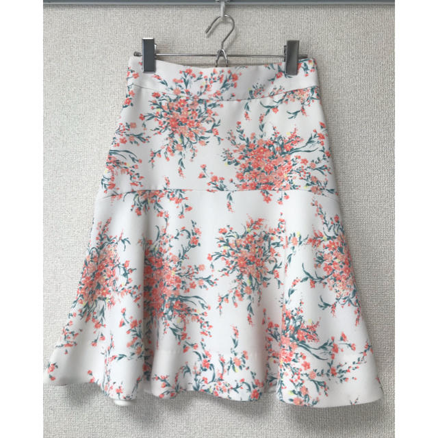 MERCURYDUO(マーキュリーデュオ)のマーキュリーデュオ ❁ 花柄スカート レディースのスカート(ミニスカート)の商品写真