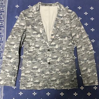 ザラ(ZARA)の★ZARA MAN 迷彩 テーラードジャケット(テーラードジャケット)