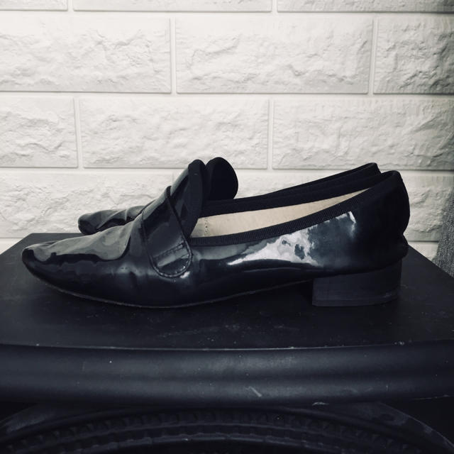 repetto(レペット)のレペット フラット シューズ マイケル エナメル ブラック レディースの靴/シューズ(ローファー/革靴)の商品写真