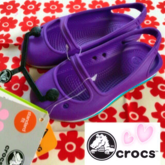 crocs(クロックス)の15㎝ 🍇 クロックス キッズ/ベビー/マタニティのキッズ靴/シューズ(15cm~)(サンダル)の商品写真