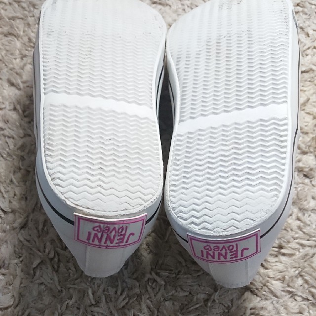 JENNI(ジェニィ)のJENNI love❤️スニーカー21センチ キッズ/ベビー/マタニティのキッズ靴/シューズ(15cm~)(スニーカー)の商品写真
