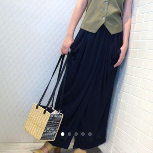 FRAY I.D(フレイアイディー)のstyling/  kei shirahata Tuck drape skirt レディースのスカート(ロングスカート)の商品写真