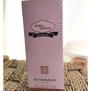 ジバンシィ(GIVENCHY)の新品未開封 GIVENCHY 香水(香水(女性用))