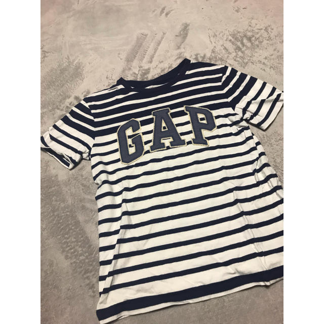 GAP Kids(ギャップキッズ)のGAPKIDSボーダー Tシャツ140 キッズ/ベビー/マタニティのキッズ服男の子用(90cm~)(Tシャツ/カットソー)の商品写真