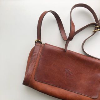 イルビゾンテ(IL BISONTE)のshoulder bag(ショルダーバッグ)