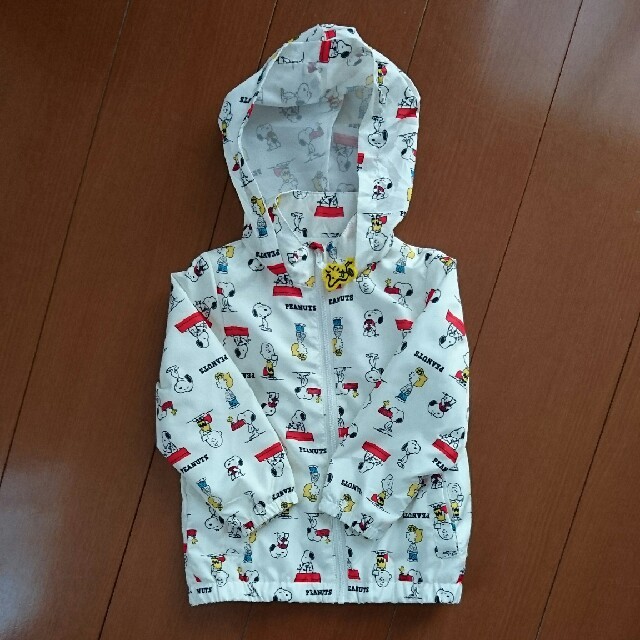 PEANUTS(ピーナッツ)のスヌーピーのウィンドブレーカー95 キッズ/ベビー/マタニティのキッズ服女の子用(90cm~)(ジャケット/上着)の商品写真