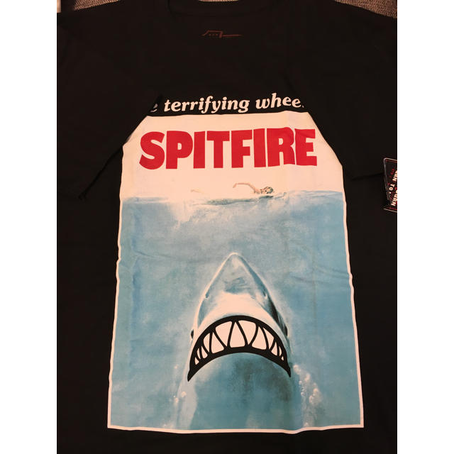 VANS(ヴァンズ)の新品 USA製 SPITFIRE 『JAWS 』 Tシャツ メンズのトップス(Tシャツ/カットソー(半袖/袖なし))の商品写真