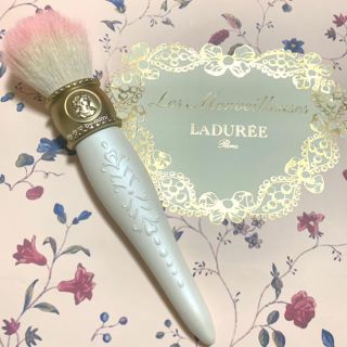 ラデュレ(LADUREE)のチークブラッシュ LADUREE(チーク)