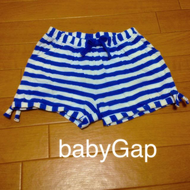 babyGAP(ベビーギャップ)のbabyGap ボーダーショートパンツ♡ キッズ/ベビー/マタニティのキッズ服女の子用(90cm~)(その他)の商品写真