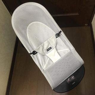 ベビービョルン(BABYBJORN)のベビービョルン♡バウンサー♡バランス ソフト♡air シルバーホワイト♡メッシュ(その他)