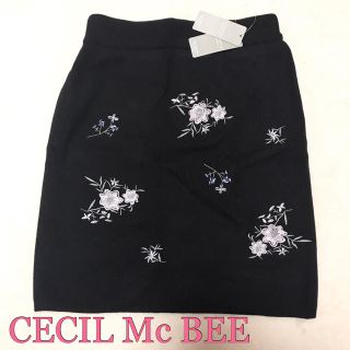 セシルマクビー(CECIL McBEE)の【最終価格】新品タグ付 セシルマクビー 刺繍ニットスカート(ミニスカート)