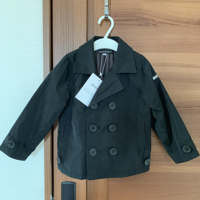 BeBe(ベベ)の新品 BeBe トレンチコート 110 キッズ/ベビー/マタニティのキッズ服女の子用(90cm~)(コート)の商品写真