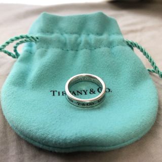 ティファニー(Tiffany & Co.)の最終値下げ✨ティファニー シルバー ロゴ リング (リング(指輪))