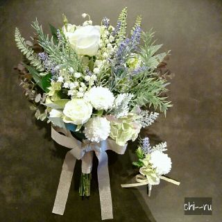 【新品】造花 ウェディングブーケ クラッチブーケ 結婚式 前撮り 海外挙式(ブーケ)