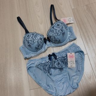 新品未使用♡ブラ＆ショーツセット C65(ブラ&ショーツセット)