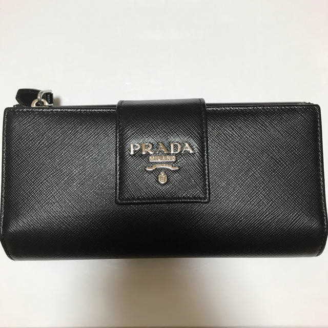 ファッション小物PRADA 長財布