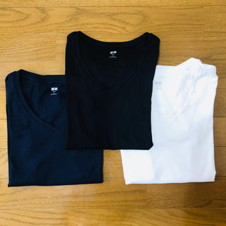 ユニクロ(UNIQLO)のユニクロ Vネック Tシャツ 3枚セット 試着のみ(Tシャツ(半袖/袖なし))