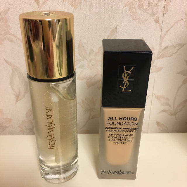 Yves Saint Laurent Beaute(イヴサンローランボーテ)のイヴ・サンローラン プライマー&ファンデーション  コスメ/美容のベースメイク/化粧品(ファンデーション)の商品写真