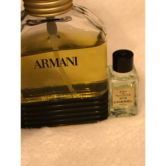 Armani(アルマーニ)の令和限定値下げ ARMANI香水・オマケミニシャネルNO19香水 メンズのメンズ その他(その他)の商品写真