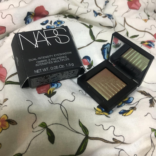 NARS(ナーズ)のNARS 1938  廃盤商品 コスメ/美容のベースメイク/化粧品(アイシャドウ)の商品写真