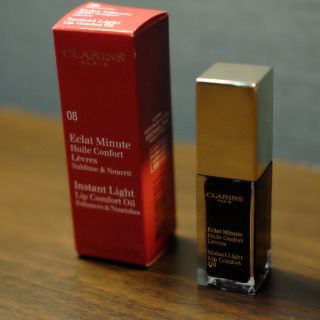 クラランス(CLARINS)のクラランス コンフォートリップオイル ブラックベリー 08(リップグロス)