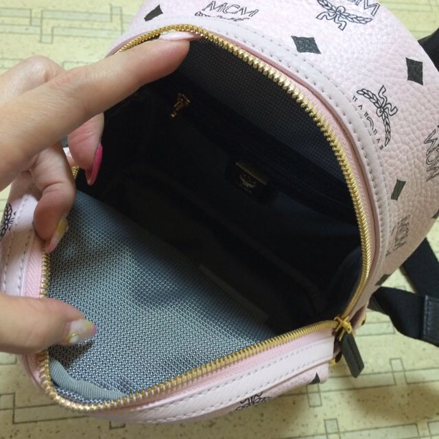 MCM - MCM♡大人気薄ピンクバックパックの通販 by MO|エムシー MCM - MCM♡大人気薄ピンクバックパックの通販 by MO|エムシー