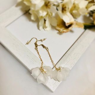 透け感が可愛い♡揺れる花びらのピアス(ピアス)