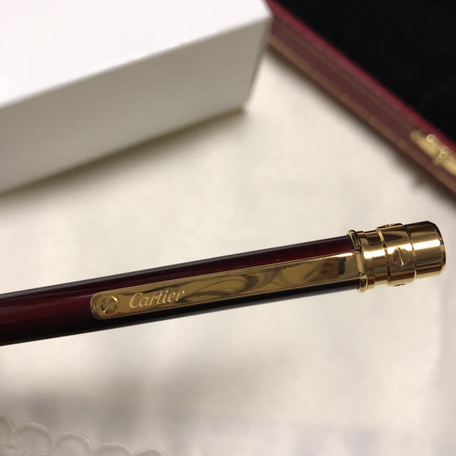 Cartier(カルティエ)のseed様専用【保証書付き♩美品】Cartier ボールペン サントス インテリア/住まい/日用品の文房具(ペン/マーカー)の商品写真