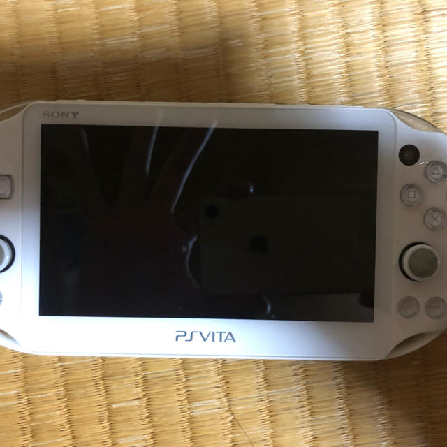 PS Vita 2000