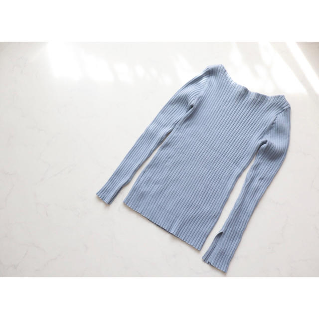 AZUL by moussy(アズールバイマウジー)のAZUL コットンリブプルオーバー 美品 レディースのトップス(カットソー(長袖/七分))の商品写真