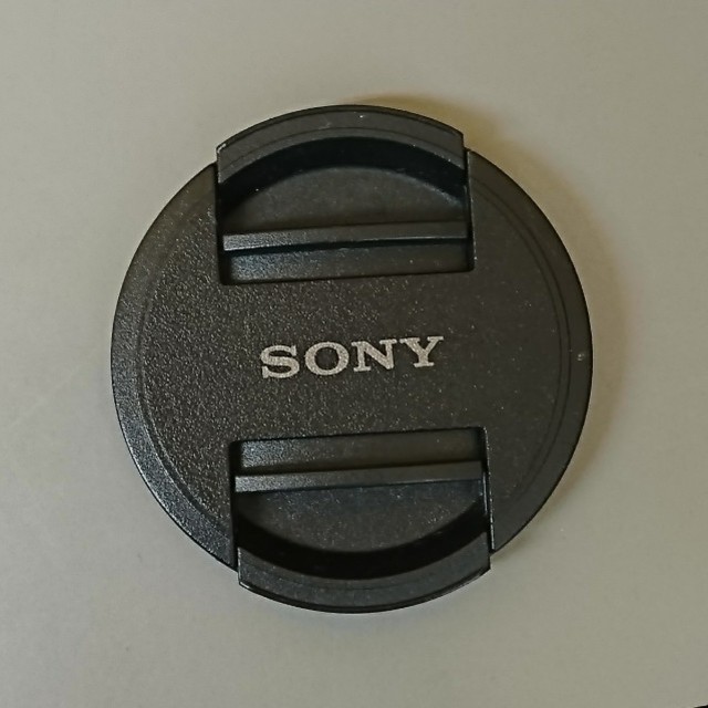 SONY(ソニー)のソニー SONY カメラレンズカバー 40.5mm 純正 スマホ/家電/カメラのカメラ(ミラーレス一眼)の商品写真