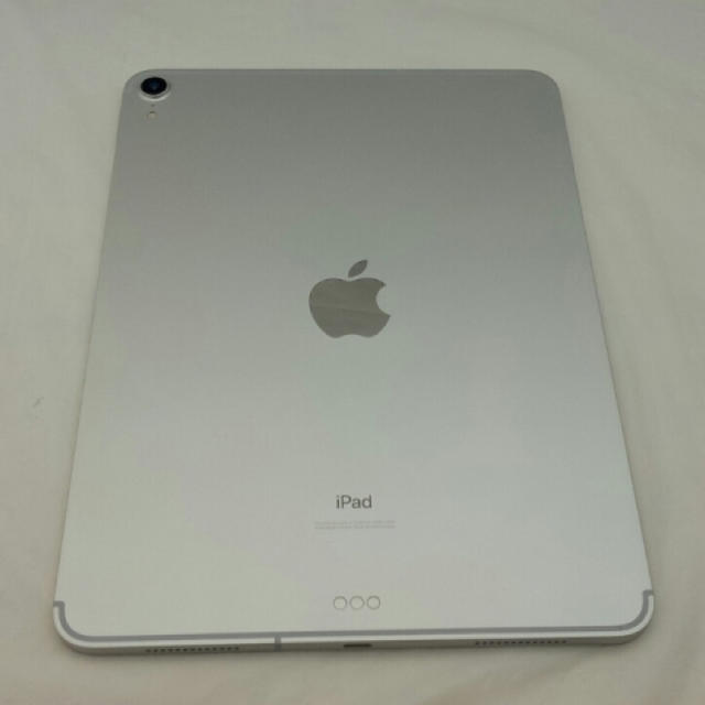 iPad 64gb docomo シルバー 値下げ不可の通販 by Ro's shop｜アイパッドならラクマ - ipad pro 11インチ 超激得お得